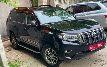Toyota Land Cruiser Prado 150 рестайлинг 2, 2018 год, 5 500 000 рублей, 6 фотография