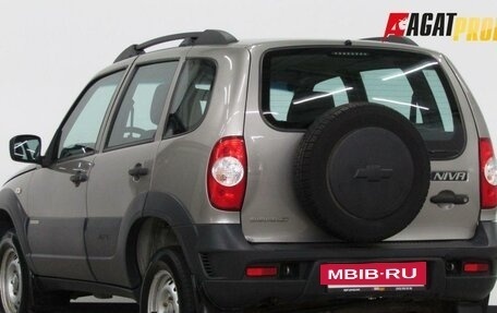 Chevrolet Niva I рестайлинг, 2016 год, 648 000 рублей, 3 фотография