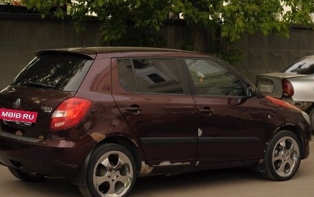 Skoda Fabia II, 2011 год, 450 000 рублей, 3 фотография