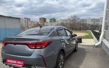 KIA Rio IV, 2021 год, 1 680 000 рублей, 3 фотография