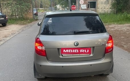 Skoda Fabia II, 2010 год, 650 000 рублей, 3 фотография