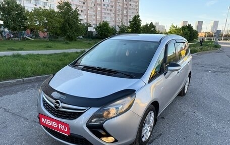 Opel Zafira C рестайлинг, 2012 год, 980 000 рублей, 4 фотография