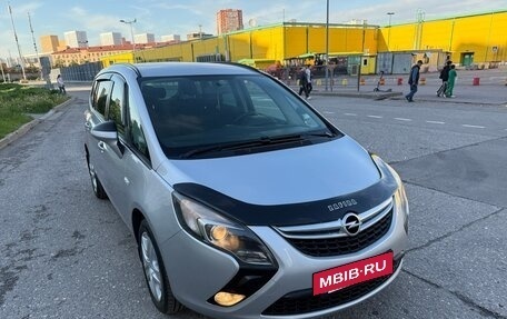 Opel Zafira C рестайлинг, 2012 год, 980 000 рублей, 3 фотография