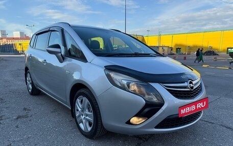 Opel Zafira C рестайлинг, 2012 год, 980 000 рублей, 5 фотография