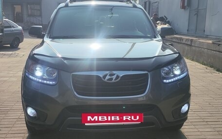 Hyundai Santa Fe III рестайлинг, 2011 год, 1 350 000 рублей, 2 фотография