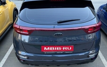 KIA Sportage IV рестайлинг, 2021 год, 2 800 000 рублей, 4 фотография
