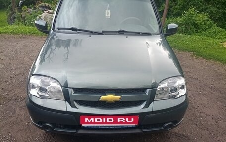 Chevrolet Niva I рестайлинг, 2013 год, 600 000 рублей, 2 фотография