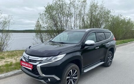 Mitsubishi Pajero Sport III рестайлинг, 2017 год, 3 600 000 рублей, 5 фотография
