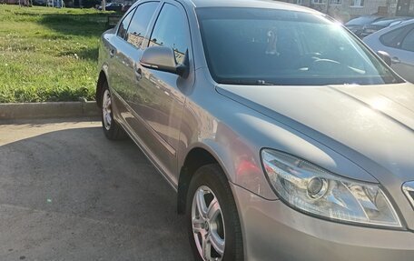 Skoda Octavia, 2010 год, 980 000 рублей, 2 фотография