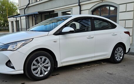 Hyundai Solaris II рестайлинг, 2021 год, 1 149 000 рублей, 5 фотография