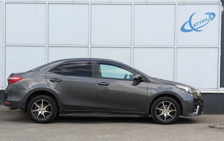 Toyota Corolla, 2013 год, 900 000 рублей, 4 фотография
