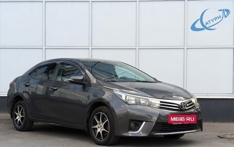 Toyota Corolla, 2013 год, 900 000 рублей, 3 фотография