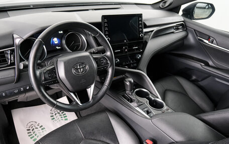 Toyota Camry, 2021 год, 3 699 000 рублей, 8 фотография