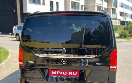 Mercedes-Benz V-Класс, 2023 год, 9 950 000 рублей, 4 фотография