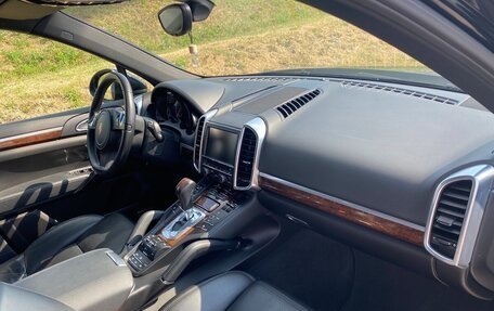 Porsche Cayenne III, 2011 год, 2 300 000 рублей, 7 фотография