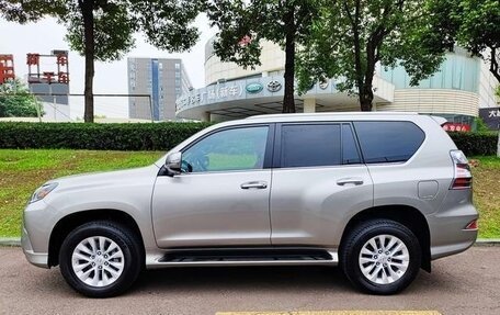 Lexus GX II, 2022 год, 9 712 000 рублей, 5 фотография
