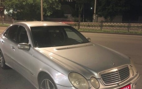 Mercedes-Benz E-Класс, 2004 год, 850 000 рублей, 3 фотография