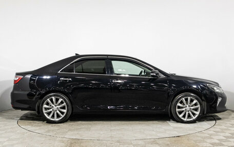 Toyota Camry, 2017 год, 2 376 000 рублей, 4 фотография