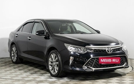 Toyota Camry, 2017 год, 2 376 000 рублей, 3 фотография