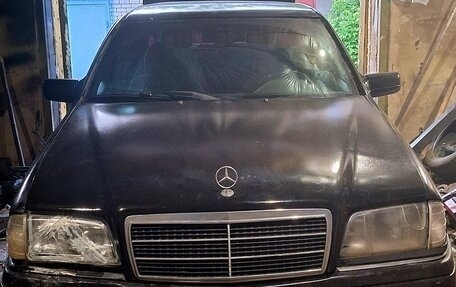 Mercedes-Benz C-Класс, 1996 год, 200 000 рублей, 2 фотография