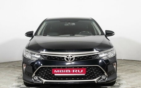 Toyota Camry, 2017 год, 2 376 000 рублей, 2 фотография