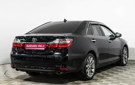 Toyota Camry, 2017 год, 2 376 000 рублей, 5 фотография