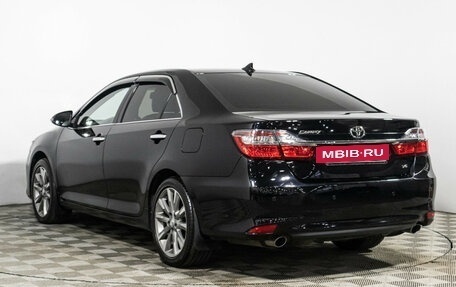Toyota Camry, 2017 год, 2 376 000 рублей, 7 фотография