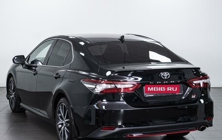 Toyota Camry, 2021 год, 3 359 000 рублей, 2 фотография