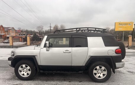 Toyota FJ Cruiser, 2006 год, 3 000 000 рублей, 4 фотография