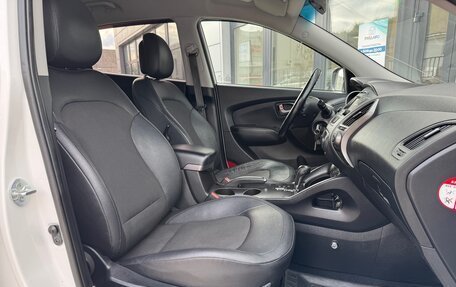 Hyundai ix35 I рестайлинг, 2013 год, 1 300 000 рублей, 6 фотография
