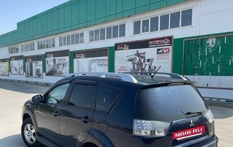 Mitsubishi Outlander III рестайлинг 3, 2010 год, 1 050 000 рублей, 6 фотография