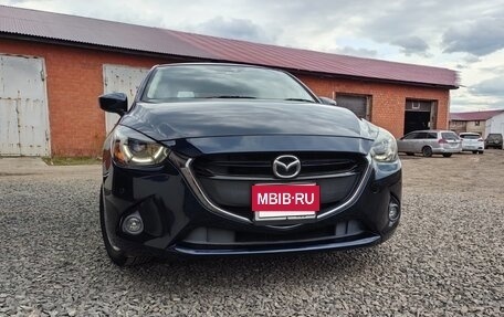 Mazda Demio IV, 2015 год, 1 200 000 рублей, 2 фотография