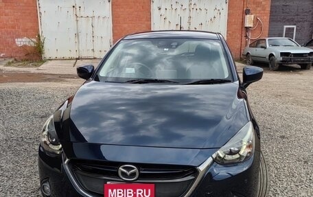 Mazda Demio IV, 2015 год, 1 200 000 рублей, 3 фотография