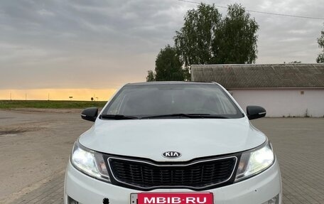 KIA Rio III рестайлинг, 2012 год, 820 000 рублей, 2 фотография