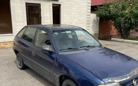 Opel Astra F, 1993 год, 160 000 рублей, 2 фотография