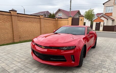 Chevrolet Camaro VI, 2016 год, 2 800 000 рублей, 2 фотография