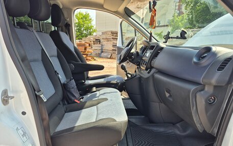 Opel Vivaro B, 2018 год, 2 200 000 рублей, 3 фотография