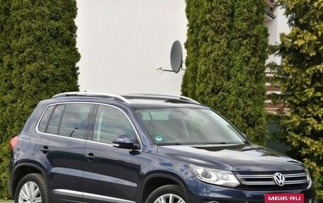 Volkswagen Tiguan I, 2011 год, 850 000 рублей, 2 фотография