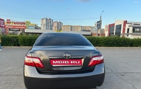 Toyota Camry, 2006 год, 1 050 000 рублей, 5 фотография