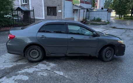 Toyota Corolla, 2011 год, 975 000 рублей, 3 фотография