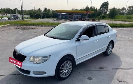 Skoda Superb III рестайлинг, 2012 год, 780 000 рублей, 2 фотография