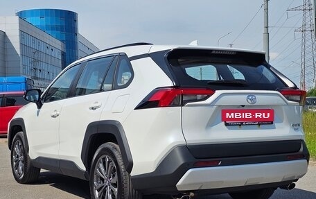 Toyota RAV4, 2025 год, 4 250 000 рублей, 8 фотография