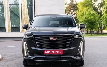 Cadillac Escalade V, 2021 год, 16 000 000 рублей, 3 фотография