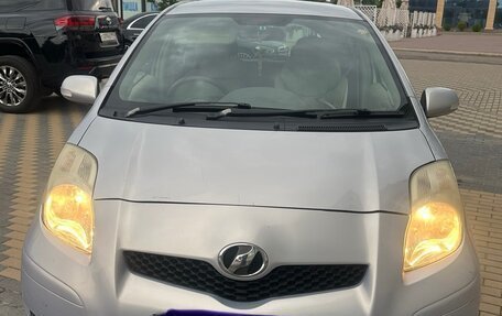 Toyota Vitz, 2010 год, 700 000 рублей, 2 фотография
