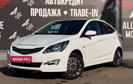 Hyundai Solaris II рестайлинг, 2013 год, 710 000 рублей, 3 фотография