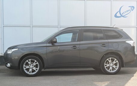 Mitsubishi Outlander III рестайлинг 3, 2014 год, 1 300 000 рублей, 8 фотография