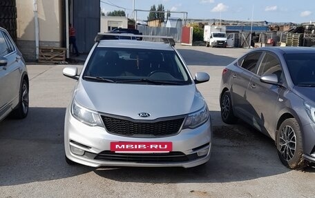 KIA Rio III рестайлинг, 2015 год, 950 000 рублей, 2 фотография