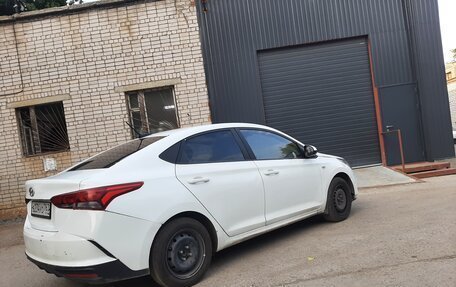 Hyundai Solaris II рестайлинг, 2020 год, 890 000 рублей, 2 фотография