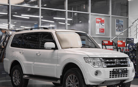Mitsubishi Pajero IV, 2012 год, 2 120 000 рублей, 3 фотография