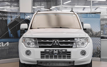 Mitsubishi Pajero IV, 2012 год, 2 120 000 рублей, 2 фотография
